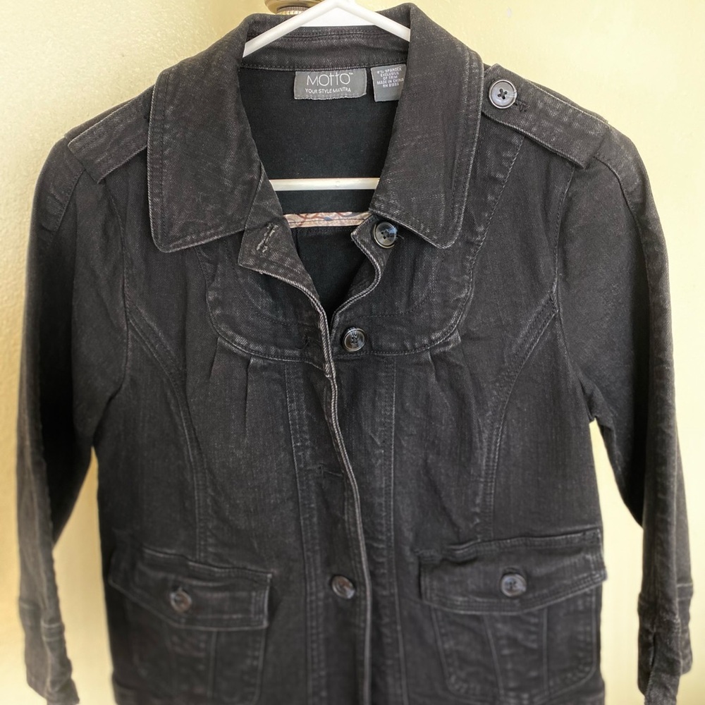 MOTTO Women's Black Denim Jacket